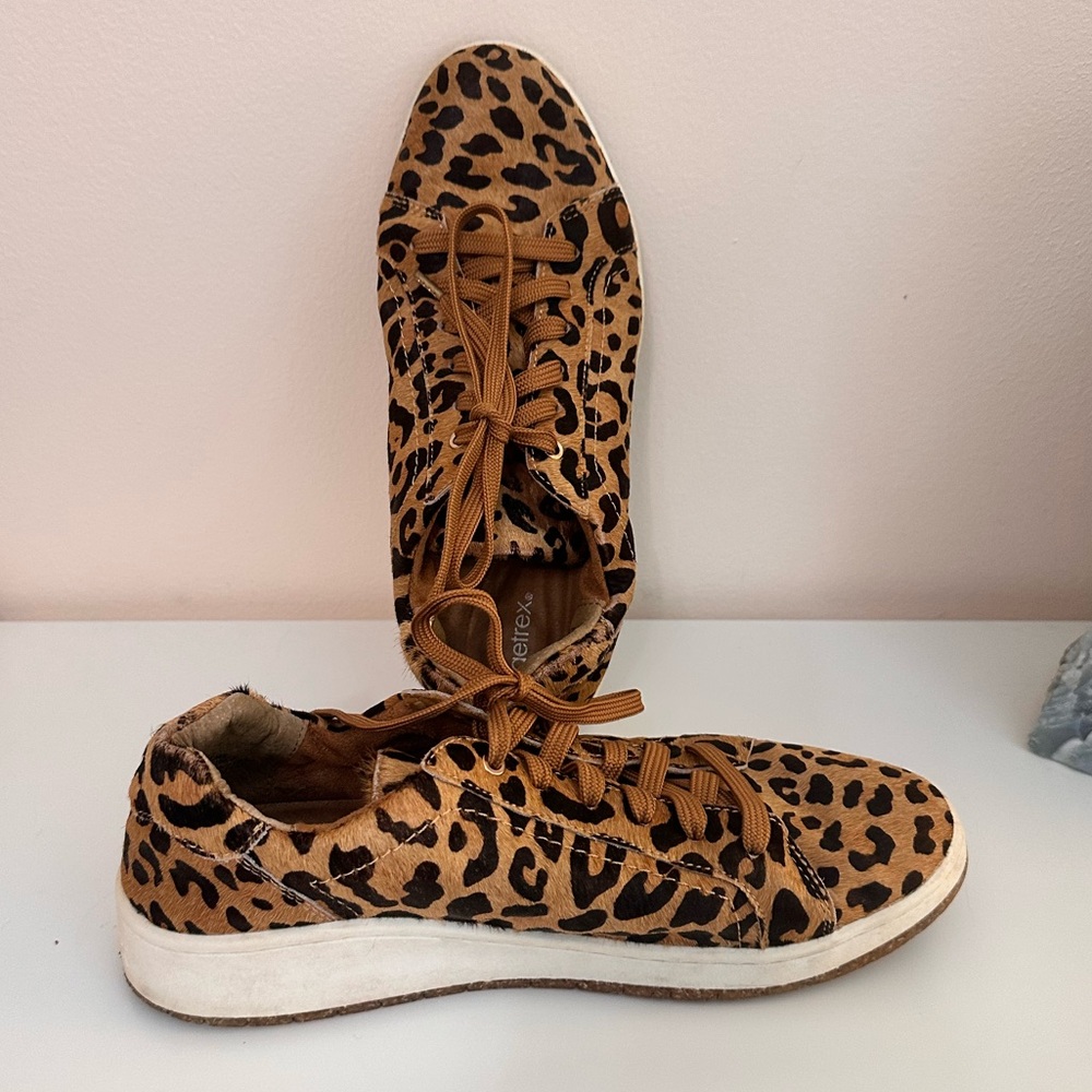 Aetrex Brown and Black Sneakers with Orthopedic Cushioned Insole